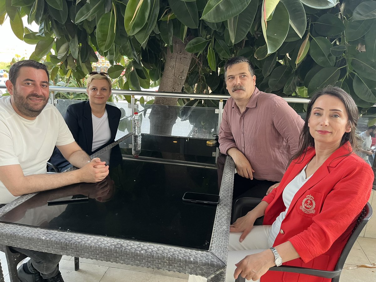 EmrahKaracaytip's tweet photo. Değerli konuklarımız Türkiye İşçi Partisi Genel Başkanı Erkan Baş, Dem Parti Eş Genel Başkanı Tülay Hatimoğulları Oruç, Dem Parti Mersin Mv. ve Toplumsal Özgürlük Partisi Sözcüler Kurulu Üyesi Perihan Koca ile birlikte Kitap Fuarımız kapsamında son panelimizi gerçekleştirdik. https://t.co/kJrXwA9Csn