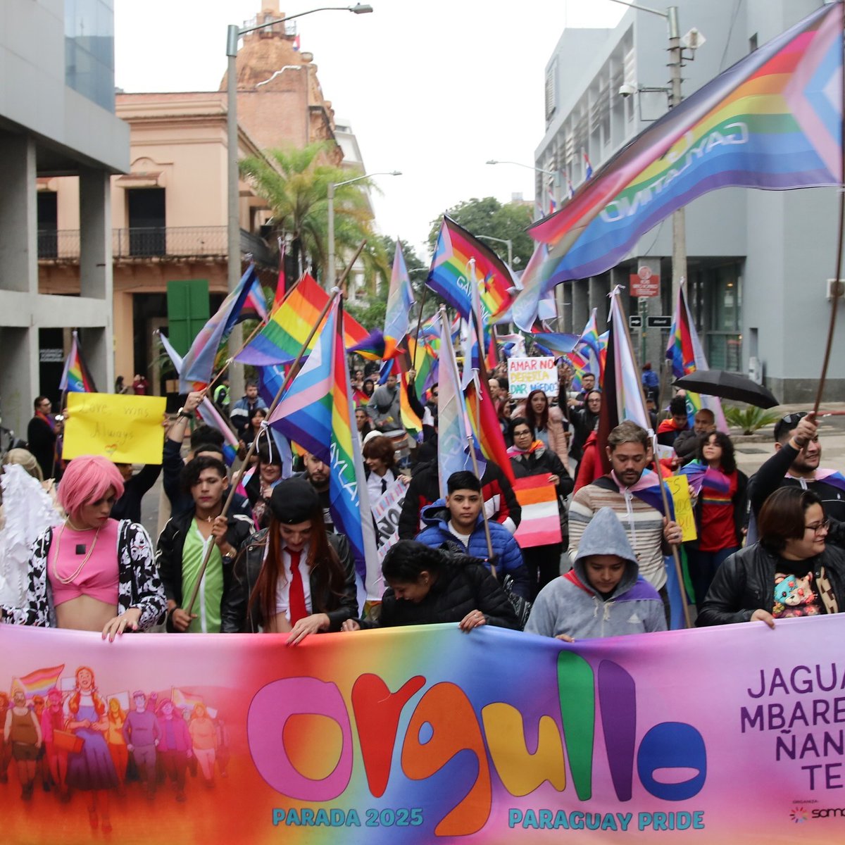 SOMOSGAY tweet media