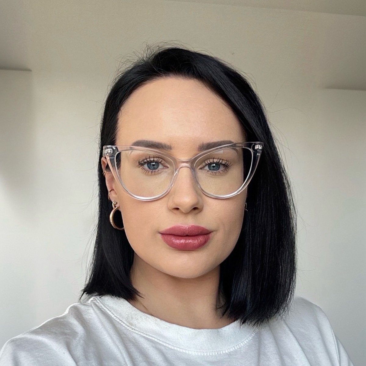 I’m back. I’m alive.
I needed to disappear for few months. To stay away from everyone and everything. To reflect on my life, my journey, growth and evolution. To reflect on who I was and who I’ve become.
My life has changed massively in the past two years. I am not who I used to