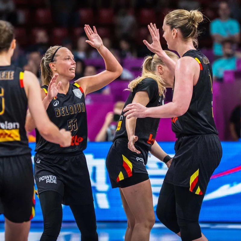 Fenerbahçe Opet (@fbkadinbasket) on Twitter photo Emma ve Julie Avrupa Şampiyonu! 👏
FIBA 2025 Kadınlar Avrupa Şampiyonası finalinde İspanya’yı 67-65 mağlup eden Belçika, üst üste ikinci kez Avrupa Şampiyonu oldu.
Congrats Belgian Cats! 😻
We are all proud of you! 💛💙
<a href="/EmmaMeesseman/">Emma Meesseman</a>
<a href="/JulieAllemand/">Julie Allemand</a>
#PotanınKraliçeleri Emma ve Julie Avrupa Şampiyonu! 👏
FIBA 2025 Kadınlar Avrupa Şampiyonası finalinde İspanya’yı 67-65 mağlup eden Belçika, üst üste ikinci kez Avrupa Şampiyonu oldu.
Congrats Belgian Cats! 😻
We are all proud of you! 💛💙
<a href="/EmmaMeesseman/">Emma Meesseman</a>
<a href="/JulieAllemand/">Julie Allemand</a>
#PotanınKraliçeleri