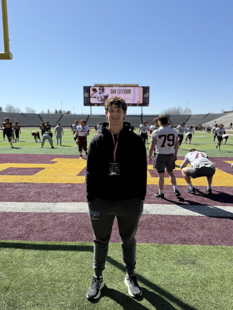 Mike Plumb (@plumbmike) on Twitter photo ‘Ole School’ is still the best.. <a href="/MatthewPlumb4/">Matthew Plumb</a> your 1st College Visit and Camp was <a href="/CMU_Football/">Central Michigan Football</a> . Fast forward 3 yrs, multiple visits, new coaching staff, a position change & a relationship formed. An offer & a Commitment. Fun journey that is just getting started. Then & Now ‘Ole School’ is still the best.. <a href="/MatthewPlumb4/">Matthew Plumb</a> your 1st College Visit and Camp was <a href="/CMU_Football/">Central Michigan Football</a> . Fast forward 3 yrs, multiple visits, new coaching staff, a position change & a relationship formed. An offer & a Commitment. Fun journey that is just getting started. Then & Now