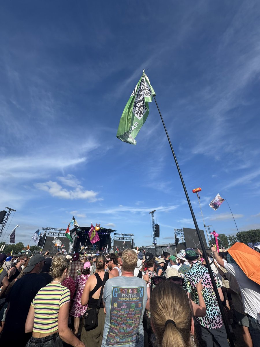 Layla Everard tweet media