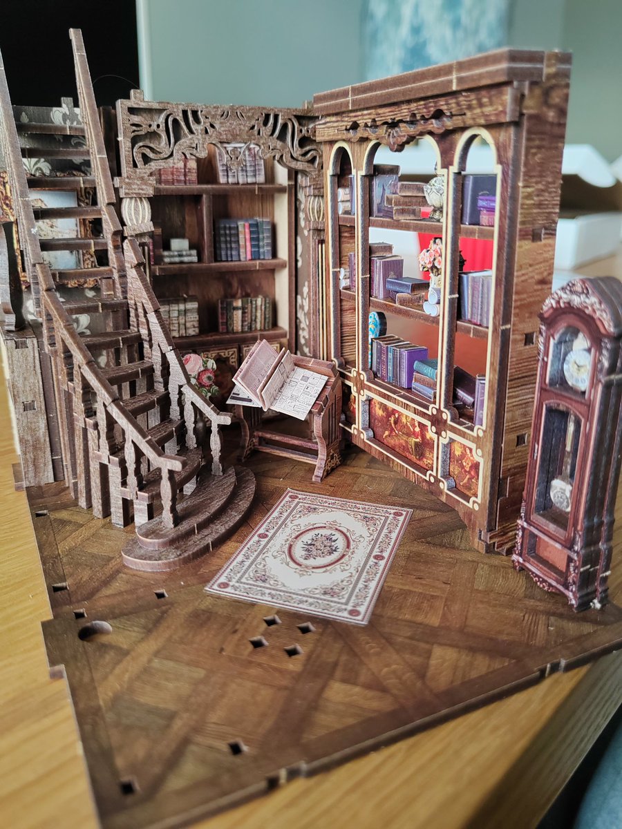 Finally started on the booknook this weekend. It's about 1/3 of the way through. A bit challenging at times... 😡