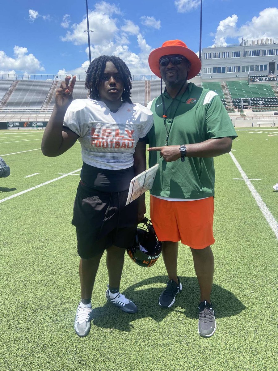 Albertony chery (@7oline_tony4) on Twitter photo Had a great day at famu camp can’t for next year <a href="/CoachColzie/">James Colzie III</a> <a href="/CWilliams8076/">Cedric Williams</a> <a href="/CoachHammer70/">Ben Hammer</a> <a href="/coachfranktrop5/">Frank Tropfenbaum</a> Had a great day at famu camp can’t for next year <a href="/CoachColzie/">James Colzie III</a> <a href="/CWilliams8076/">Cedric Williams</a> <a href="/CoachHammer70/">Ben Hammer</a> <a href="/coachfranktrop5/">Frank Tropfenbaum</a>