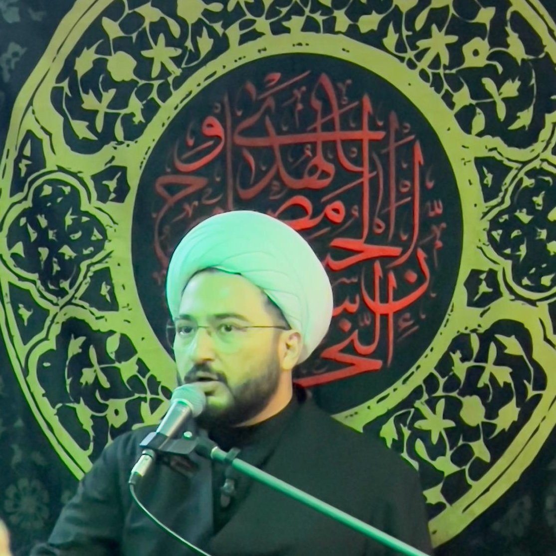 mohosate's tweet photo. شکر خدا را که در پناه حسینیم ...

#NewProfilePic https://t.co/EXfwd7HaMl