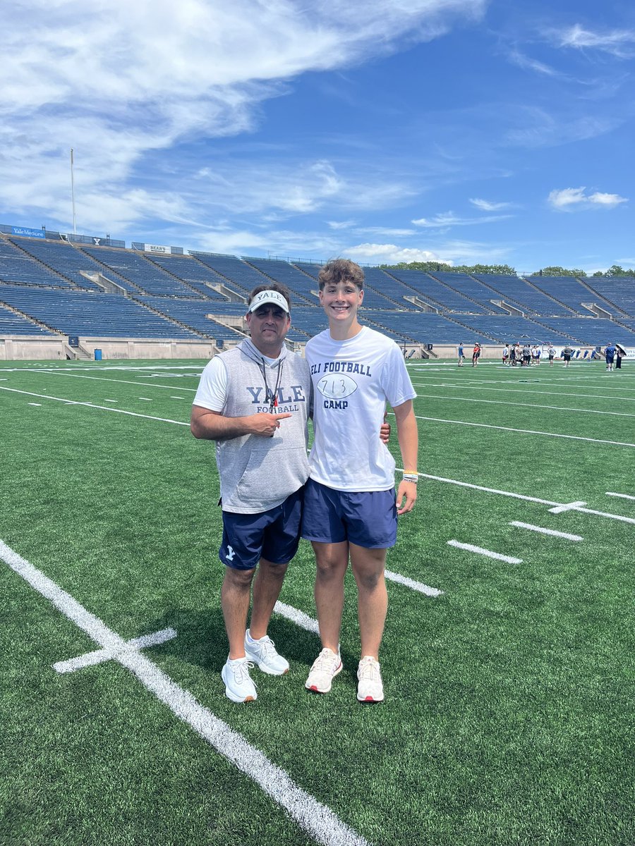 ShulerSeth's tweet image. Had a great time at @yalefootball and had some really good conversations! I look forward to being back up this fall! @CoachOstrowsky @CoachRenoYale @CoachBCoyle @maknight3 @CornerstoneFB @coach9cg @kcolesports @Coach_Stanfield @BDammone @QBHitList