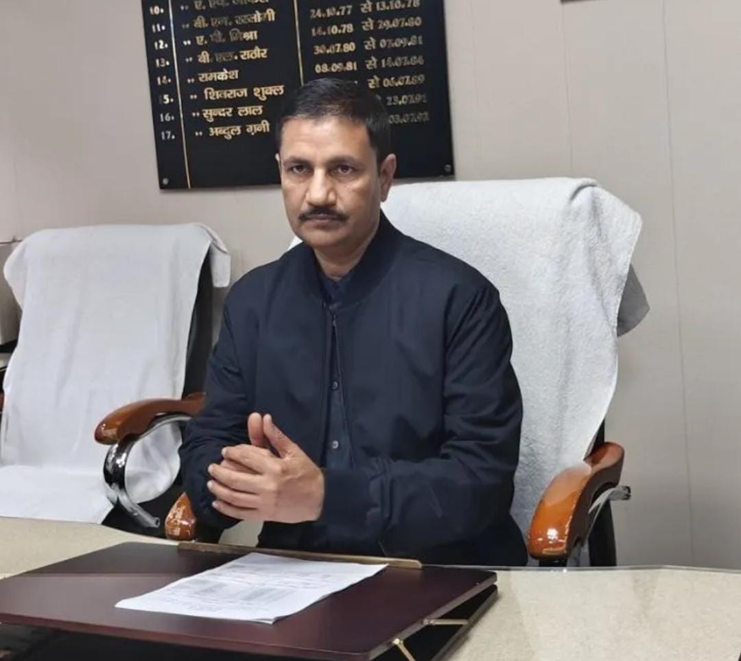 #GreaterNoida
IAS राकेश कुमार सिंह सचिव मुख्यमंत्री को CEO यमुना एक्सप्रेसवे औद्योगिक विकास प्राधिकरण बनाया गया
IAS राकेश कुमार सिंह CEO Noida इंटरनेशनल एयरपोर्ट भी बनाए गए। <a href="/CMOfficeUP/">CM Office, GoUP</a> <a href="/UPGovt/">Government of UP</a> <a href="/ChiefSecyUP/">S.P. Goyal, Chief Secretary, GoUP</a> <a href="/NandiGuptaBJP/">Nand Gopal Gupta 'Nandi'</a> <a href="/YamunaAuthority/">Yamuna Authority</a> <a href="/NIAirport/">Noida International Airport</a> <a href="/jewar_airport/">jewar Airport</a> <a href="/GreaterNoidaW/">Greater Noida West</a>