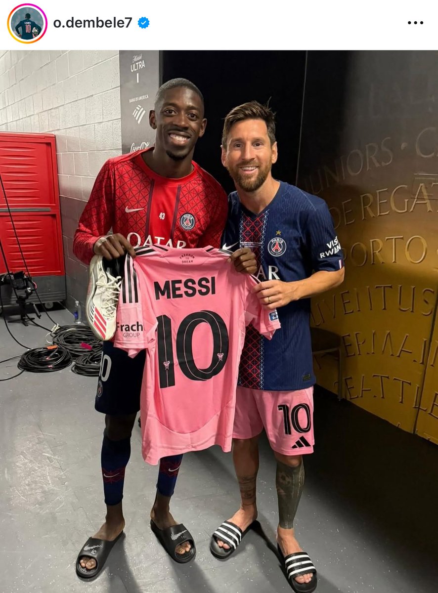 🚨 Ousmane Dembélé aux anges après avoir revu Leo Messi ! ⭐️🫂

« Que c’est bon de te revoir : le meilleur joueur de tous les temps !

Continue de marquer l’histoire avec l’Inter Miami comme tu as fait dans cette Coupe du Monde des Clubs ! »

( IG - <a href="/dembouz/">Ousmane Dembélé</a> )
