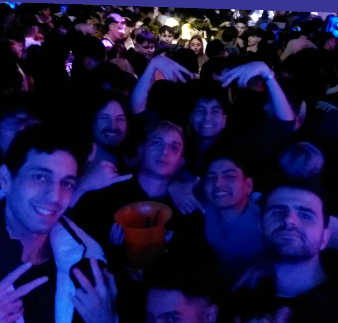 RN | TENCHU VF 🇦🇷 (@tenchuvf) on Twitter photo Los campeones festejan como quieren 😈 😈😈😈😈😈😈😈😈
<a href="/JustMeaty_/">Mati</a> <a href="/DOGICHl/">🐕</a> <a href="/Dur_ban99/">CG | Durban 🐒</a> <a href="/Magiktrikkster/">CG | Nøah</a> <a href="/PACHA_47/">GGA | Pacha</a> Los campeones festejan como quieren 😈 😈😈😈😈😈😈😈😈
<a href="/JustMeaty_/">Mati</a> <a href="/DOGICHl/">🐕</a> <a href="/Dur_ban99/">CG | Durban 🐒</a> <a href="/Magiktrikkster/">CG | Nøah</a> <a href="/PACHA_47/">GGA | Pacha</a>