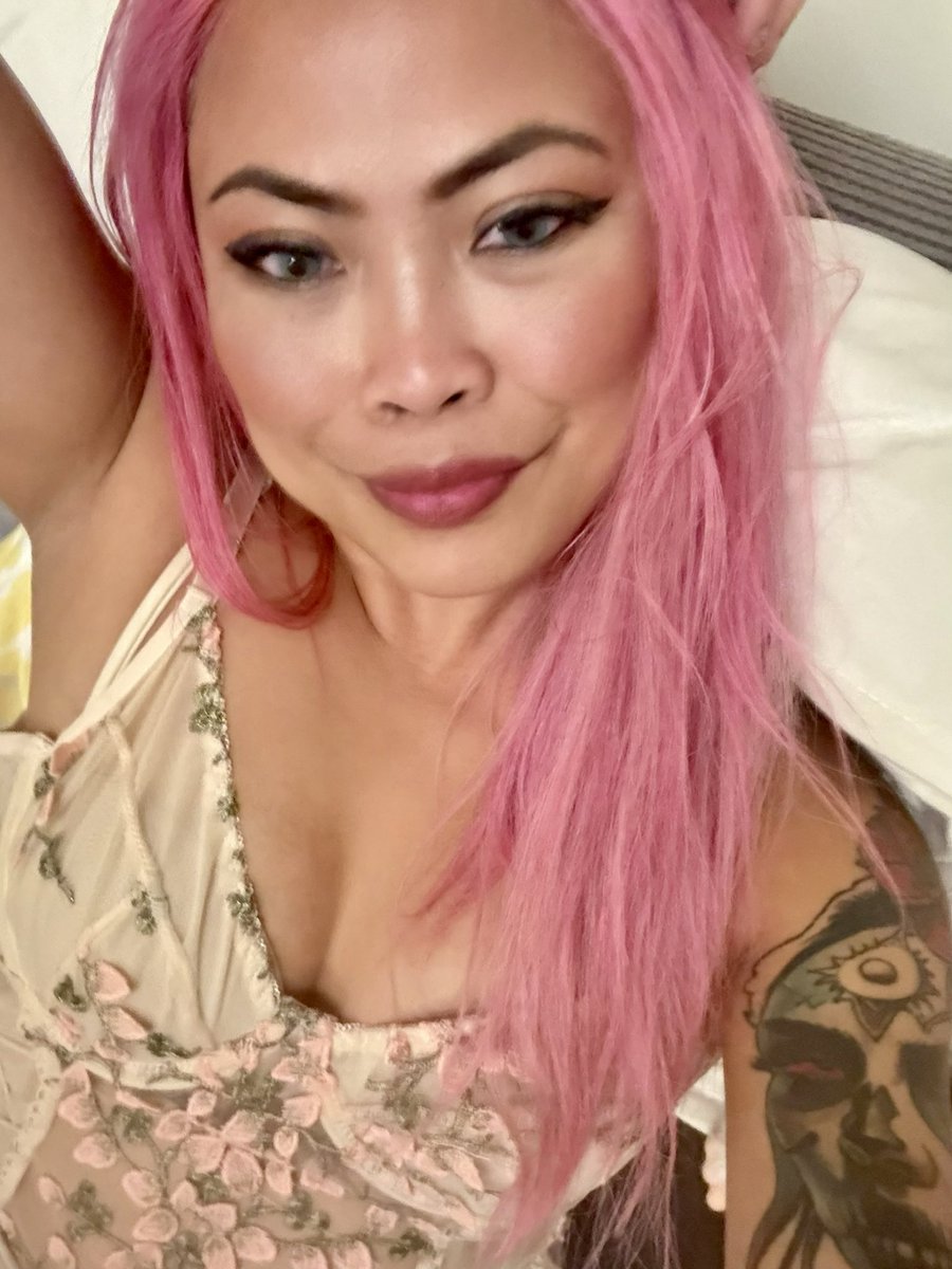 You serve my standards, not your comfort.

loyalfans.com/TinyAsianMistr…