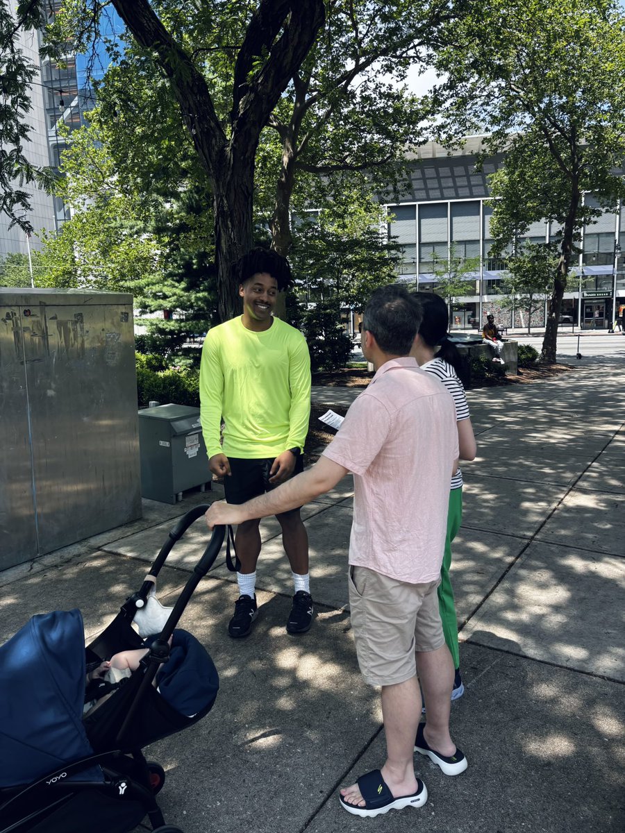 jhamar's tweet image. I did some Sunday canvassing today, trying to encourage new Newark residents to participate in our local elections for the first time.