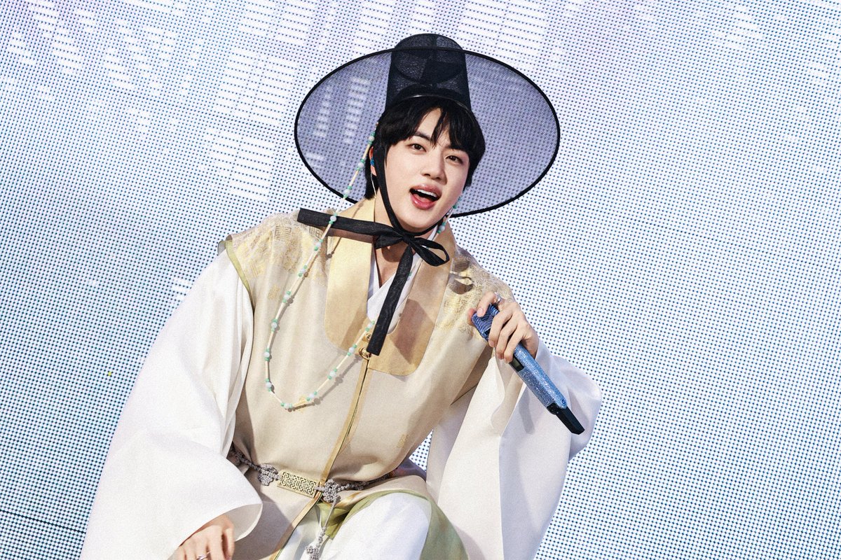 BUniverso7's tweet image. RUNSEOKJIN_EP.TOUR  DAY2