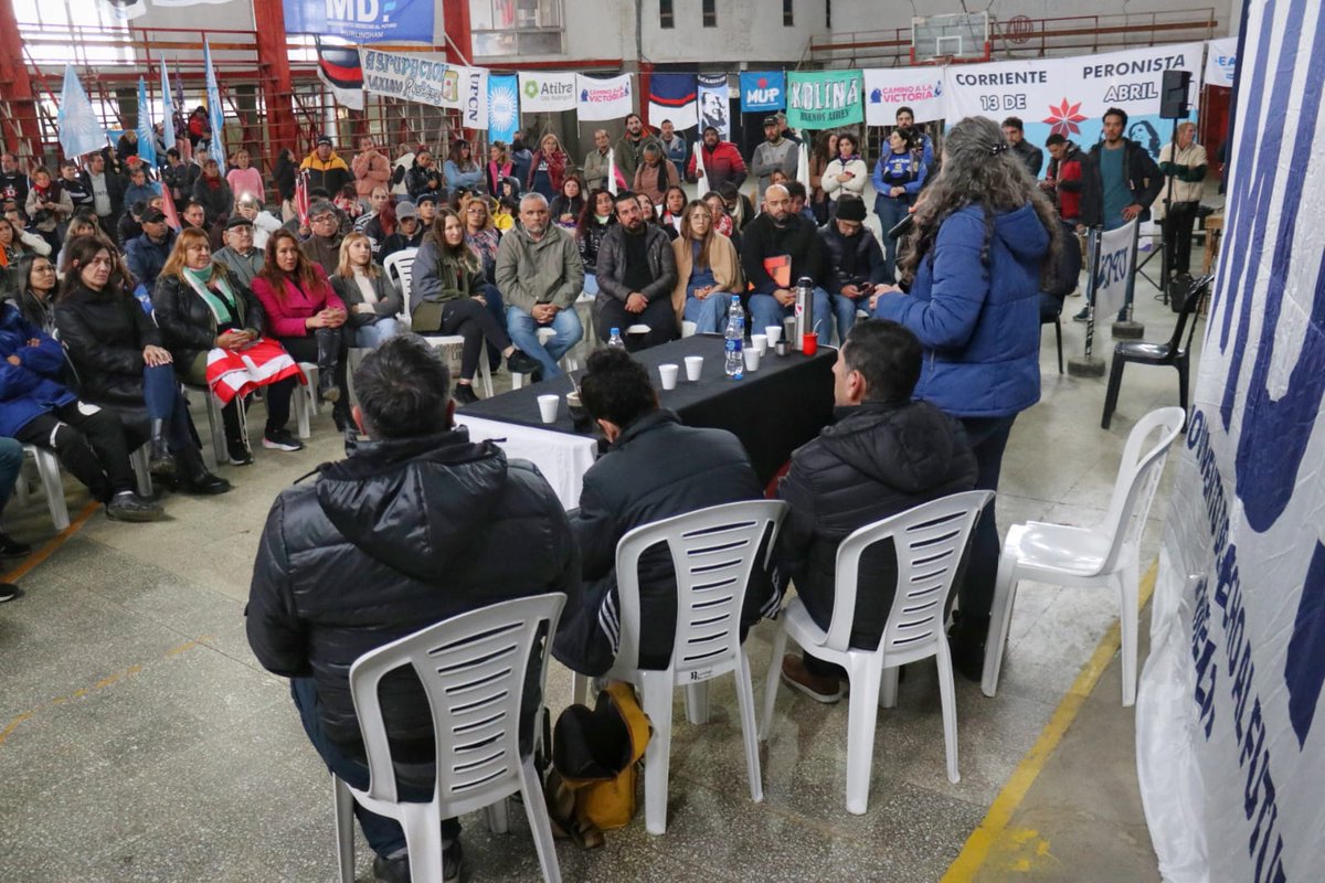 patriaeselotrok's tweet image. 🔆🇦🇷 En la 1ra Sección Electoral, participamos de los plenarios del @MOVIMIENTODAF en Marcos Paz y General Rodríguez junto a compañeros del gabinete provincial, legisladores, concejales, referentes de organizaciones políticas y sociales y la militancia.