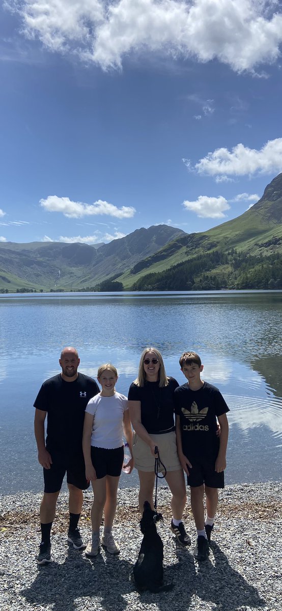 Tom Banks tweet media