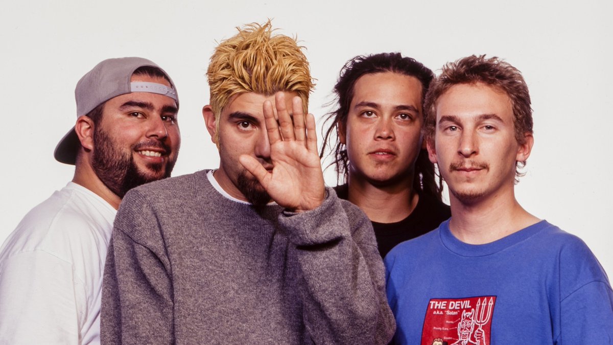 DEFTONES look back on the wild times and youthful confidence behind CHINO MORENO's favorite of their albums: 'Around the Fur' l8r.it/L7dc