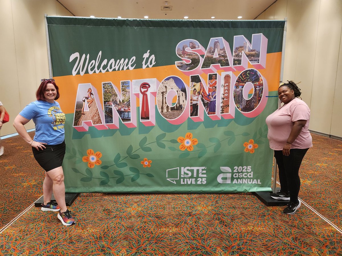 We are here! <a href="/QueenMel99/">Melissa Kincaid🛬ISTELive25😍</a> #ISTELive25