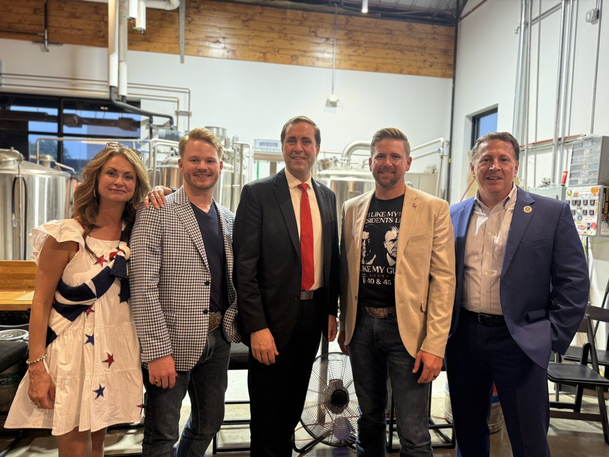 HSVLogcabin's tweet photo. We are happy to have sponsored Mom’s For Liberty Alabama and their event to host @mtgreenee in Huntsville at the Brewer’s Cooperative. What a great night catching up with some of our great leaders in Alabama and abroad. https://t.co/RoWUTSI6uJ