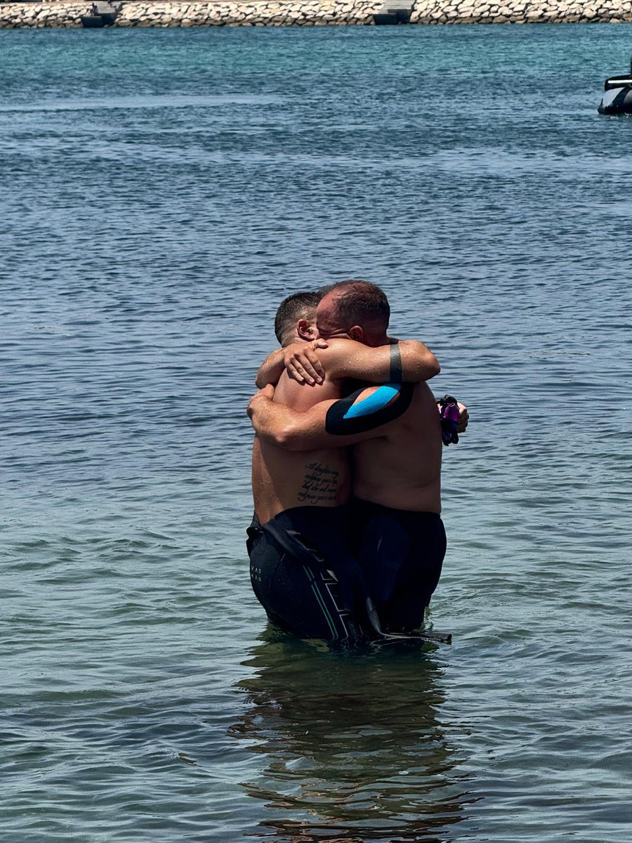 Charles Harrison tweet media