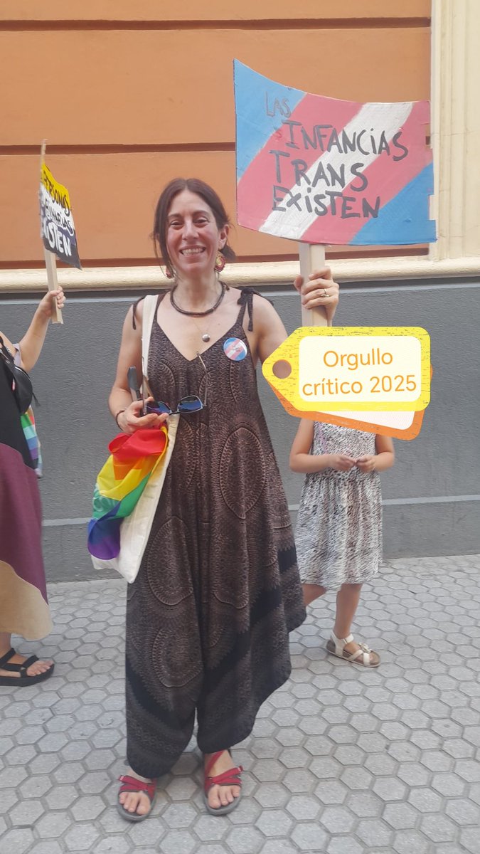 🏳️‍⚧️ 🏳️‍⚧️ 🏳️‍⚧️Pese al calor, estuvimos acompañando y apoyando la Marcha Trans de Sevilla por los derechos de las personas trans y no binaries.
#DerechosHumanos