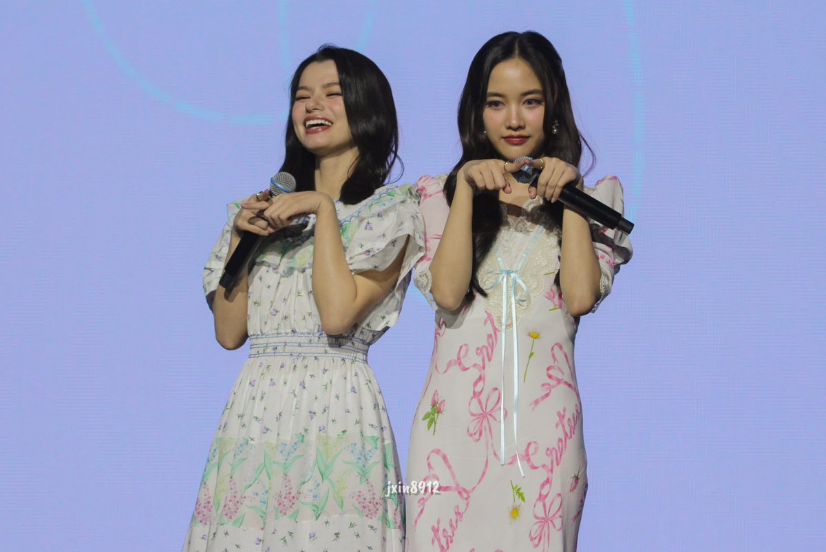 Ody2529fb's tweet image. Two cuties babies ☺️🤏🏻

FB LOVE ABOARD IN TAIPEI 
#FreenBecky2ndFMinTPE 
#ฟรีนเบค #FreenBecky 
#srchafreen #beckysangels