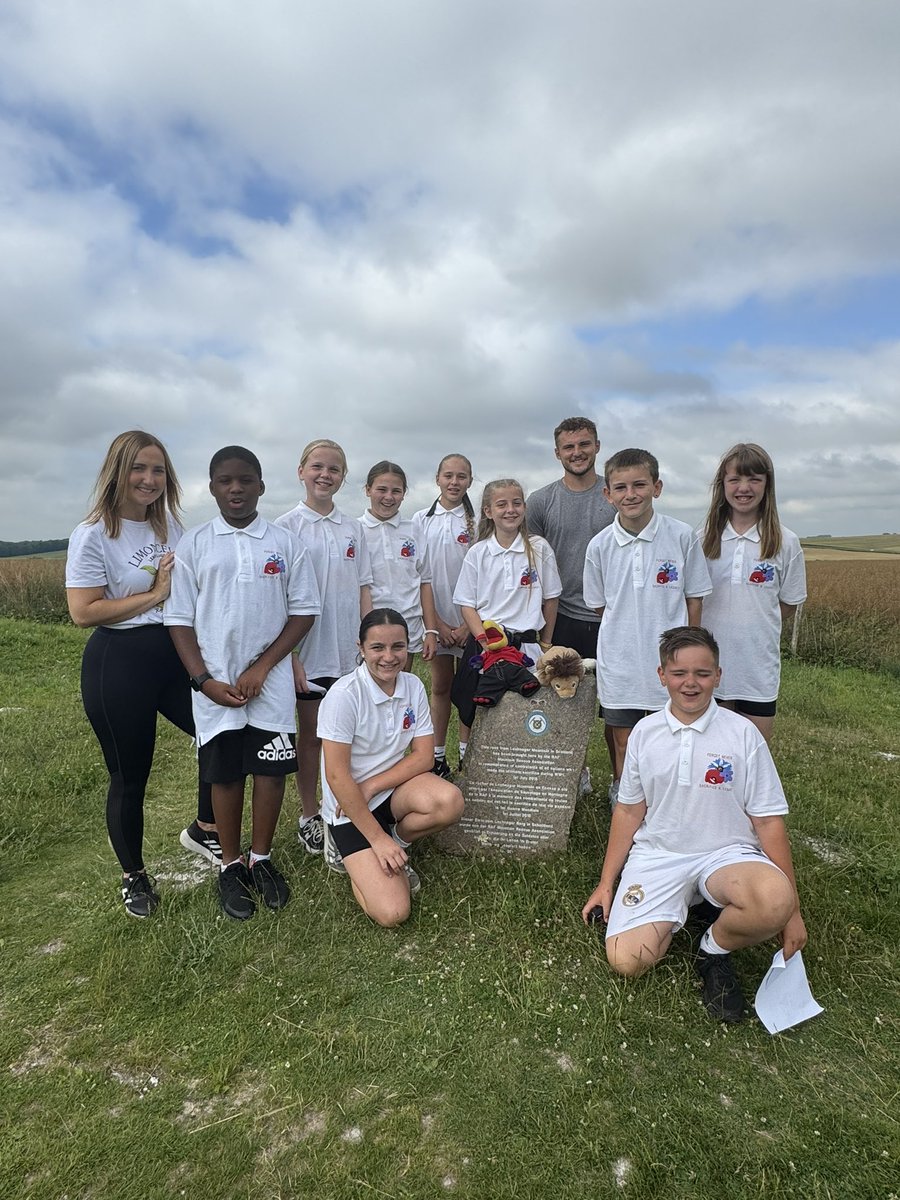 Greensted Primary School & Nursery (@greenstedpri) on Twitter photo 🇫🇷 We visited Lochnagar Crater and saw the moving ‘Empty Chair’ – one of three, with another at Wat Tyler Park. 🪑
At Thiepval Memorial, we honoured Basildon soldiers who never returned.
#LestWeForget #ForeverMissed <a href="/BasildonTwin/">BasildonTwinning</a> <a href="/BasildonEcho/">Sophie Edwards</a> 🇫🇷 We visited Lochnagar Crater and saw the moving ‘Empty Chair’ – one of three, with another at Wat Tyler Park. 🪑
At Thiepval Memorial, we honoured Basildon soldiers who never returned.
#LestWeForget #ForeverMissed <a href="/BasildonTwin/">BasildonTwinning</a> <a href="/BasildonEcho/">Sophie Edwards</a>