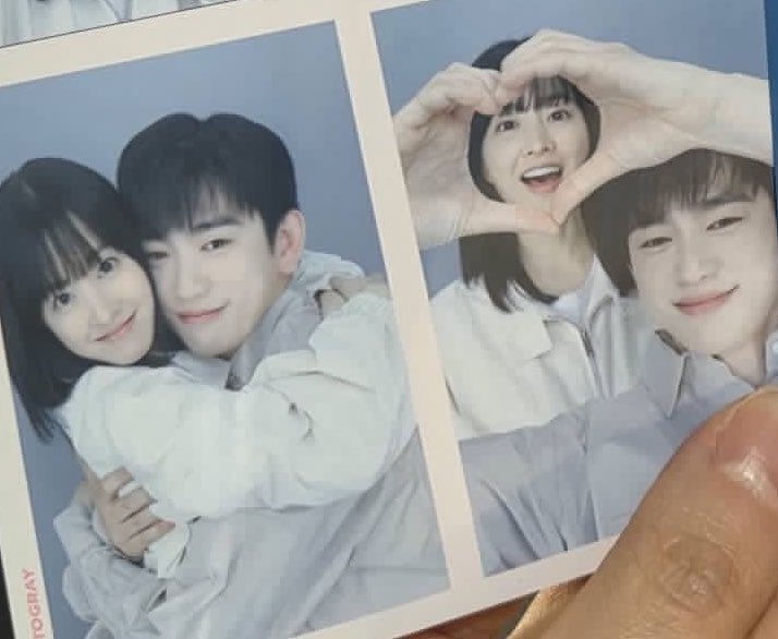 너무이쁘다
럭키원찍기딱인외모이신데