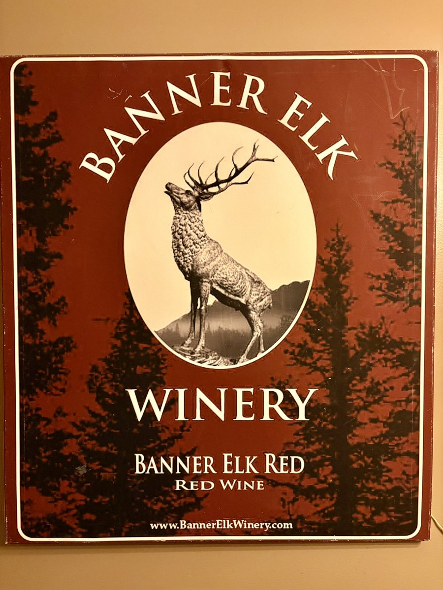 bill_bmcbrayer's tweet image. Enjoyed a glass while relaxing at @BannerElkWine today.