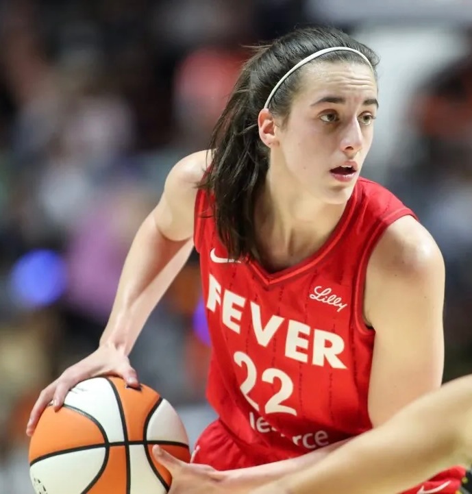 Bachscore's tweet image. Top vote-getters for the WNBA All-Star game are Caitlin Clark and Napheesa Collier. They’ll be team captains for the July 19 game in Indianapolis.
Vote totals are Clark, 1,293,526, Collier 1,176,020.