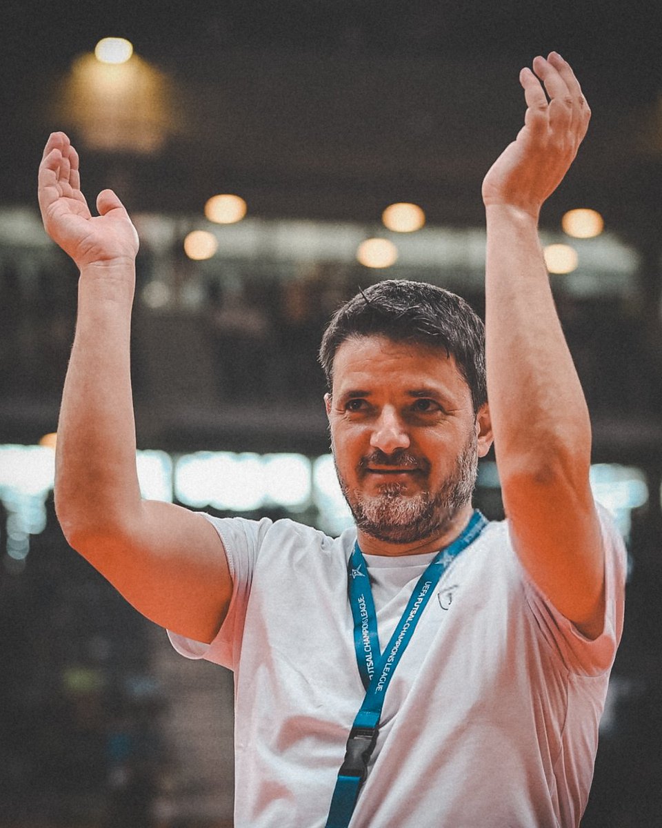 racadeleao_'s tweet image. Nuno Dias enquanto treinador do Sporting CP:
🏆🏆🏆🏆🏆🏆🏆🏆🏆 Campeonatos
🏆🏆🏆🏆🏆🏆🏆 Supertaças
🏆🏆🏆🏆🏆🏆🏆 Taças de Portugal 
🏆🏆🏆🏆🏆🏆 Taças da Liga
🏆🏆 Champions League

Consigo nas vitórias mas ainda mais consigo nas derrotas. SEGUIMOS! 💚