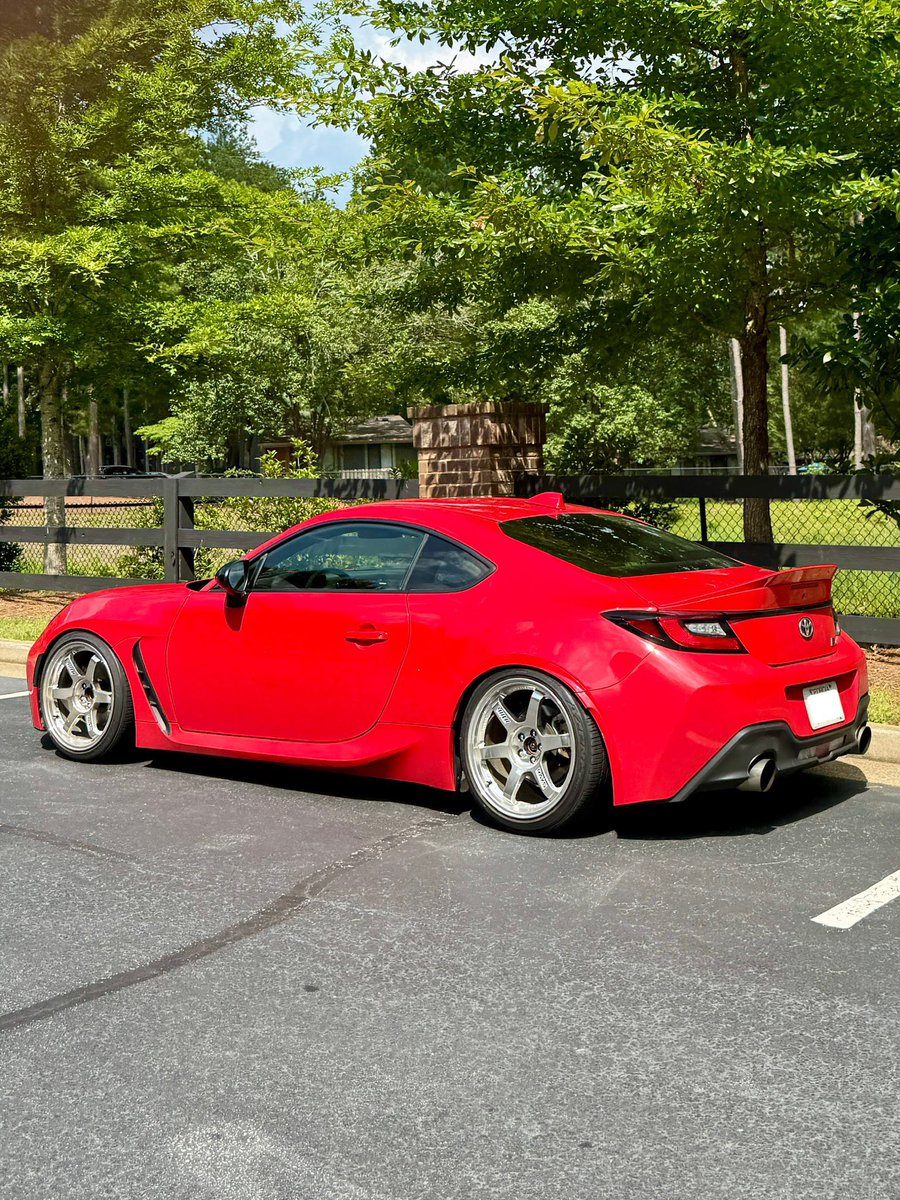 horsepower's tweet image. Spotted this GR86 on chrome TE37s