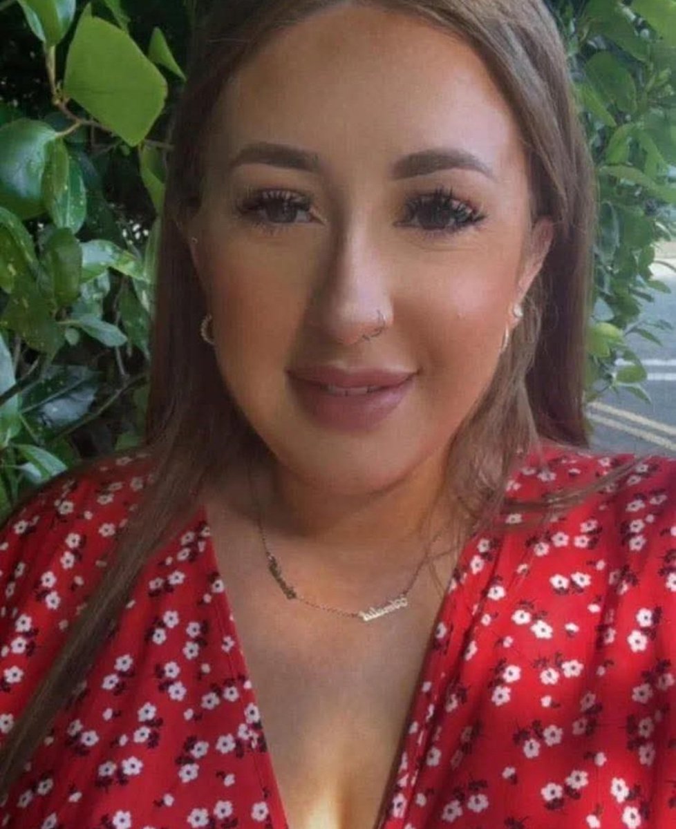 This beautiful young woman, Sarah, a mother of two children and pregnant with another wee baby, was murdered yesterday. 

I honestly have no words. 

My heart goes out to Sarah's family, her children and her wee angel baby. 

Another family without a daughter, more children