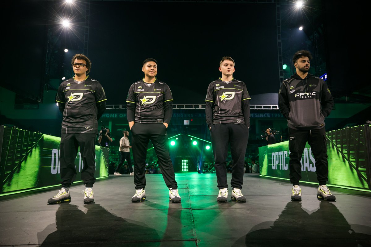 CHAMPIONSHIP POINT FOR OpTic 🏆