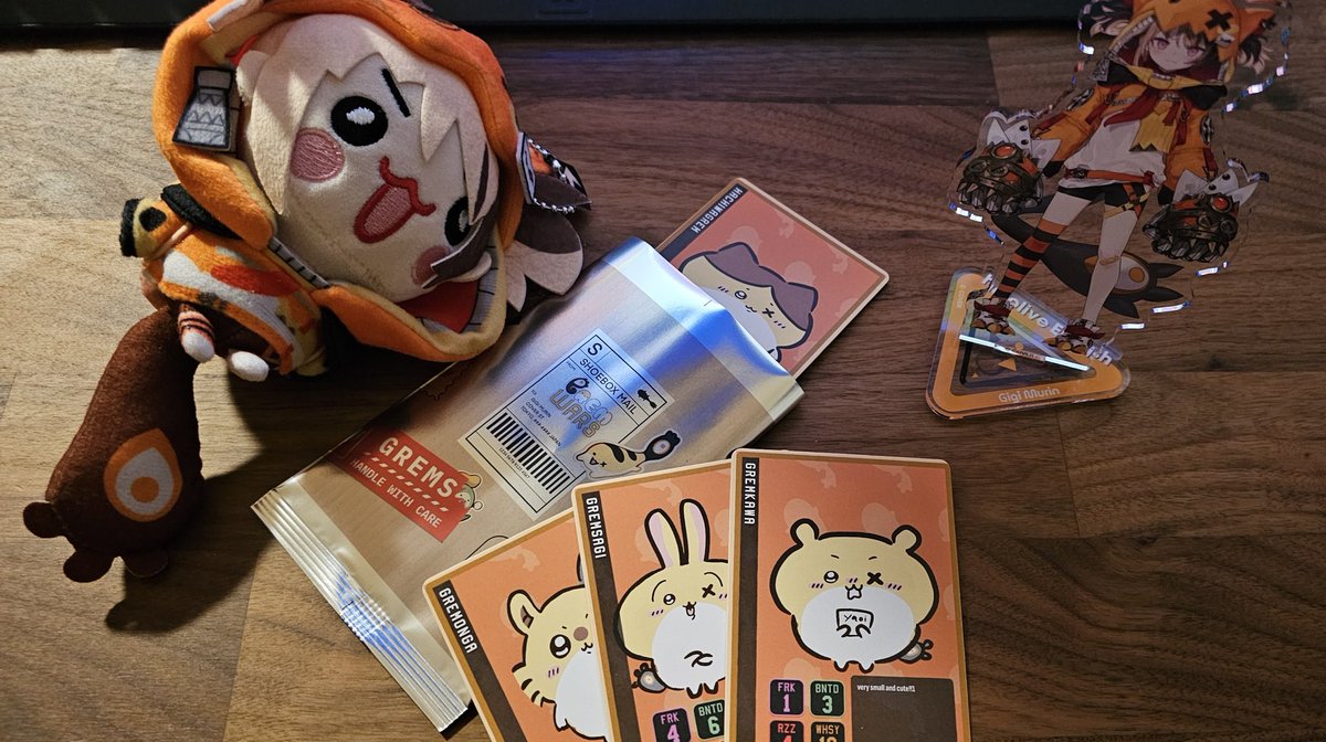 GrempaPesocchi's tweet image. Pssssssh, don&apos;t tell Gigi... But  #gremwars is real!

Sneak peak of the printed cards! We will now continue to work on the website. You can still submit more grems! Check the comments if you want to participate! (1/2)