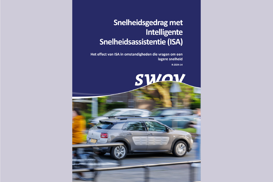 🏎️ Can Intelligent Speed Assistance (ISA) negatively impact safe driving speeds?
New SWOV study shows:
🚗 ISA doesn't cause higher speeds in fog or busy traffic
📉 ISA leads to lower average speeds
⚠️ No sign of overreliance on tech
👉📖bit.ly/R-2024-14