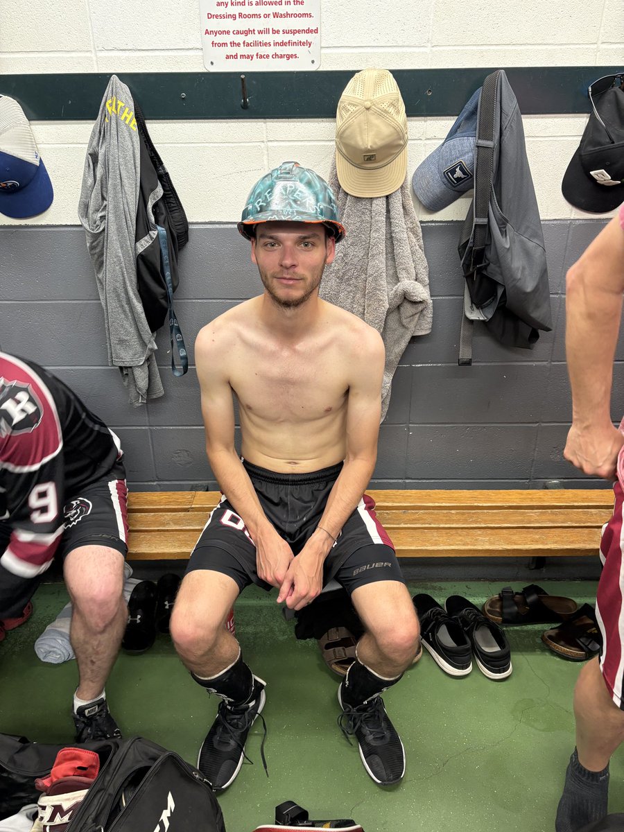7-2 win tonight over the Thirsty Pigeons to wrap up the regular season!  #ReaperOfTheGame Brent Vigneau led the scoring with a hat-trick and an assist!