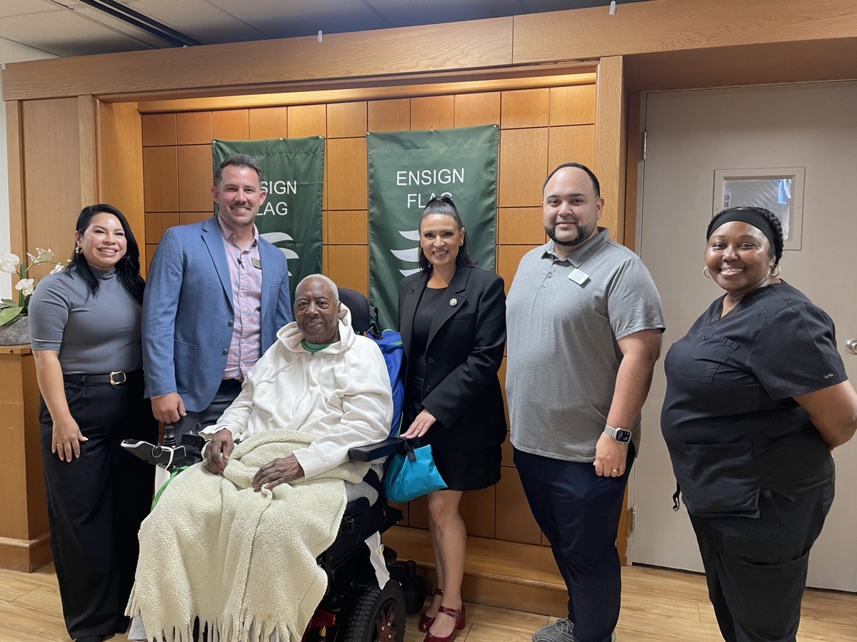 lindafortexas's tweet image. Had the best time touring some of HD 107's businesses, their passion is part of what makes our community so special💙
-
Disfruté muchísimo recorriendo algunos de los negocios de HD 107, su pasión es parte de lo que hace tan especial a nuestra comunidad. 💙
#HD107 #TXLege