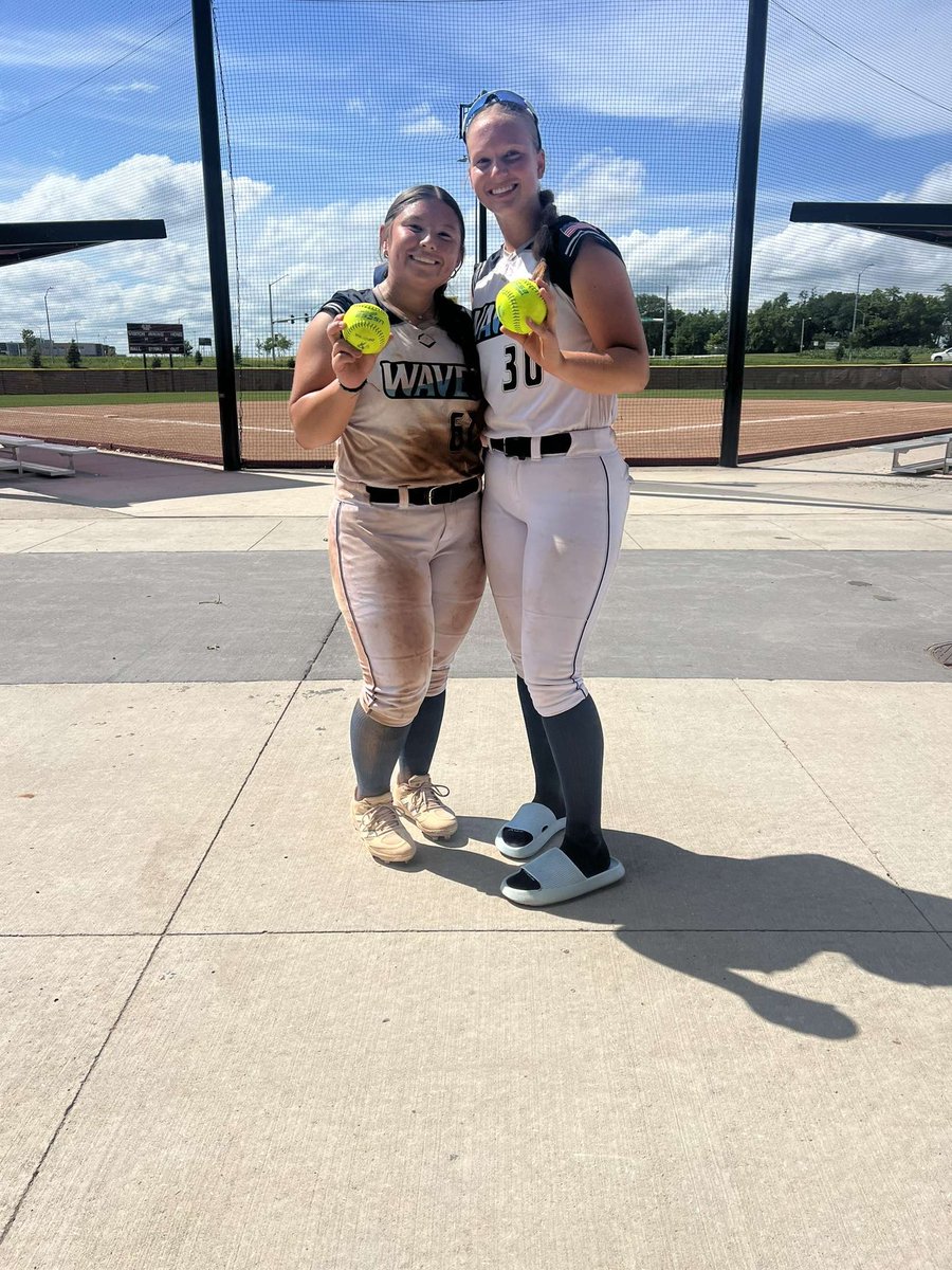 Finished up a fantastic weekend in Iowa, taking 1st! Amazing team effort from everyone. We went 6-0 and scored a total of 43 runs and only giving up 9! Molly and Auden each with a home run this weekend! 

Next up: Great Lakes Firecracker - Indianapolis, IN