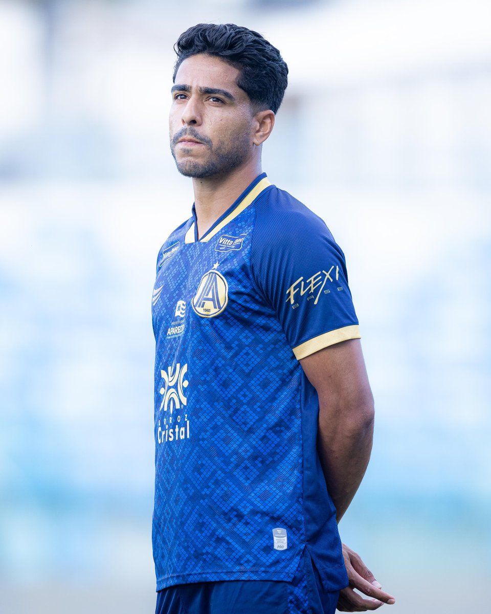 🔵🟡 Participação decisiva na vitória! Kaio Nunes foi destaque no triunfo da Aparecidense por 3x0 sobre o Goiânia, pela Série D. Com muita entrega e presença ofensiva, o atacante marcou um dos gols da partida e teve participação importante na construção do resultado👏🏼
