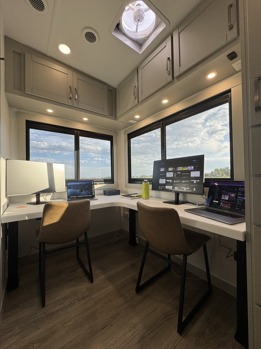 Molly McGrath tweet media