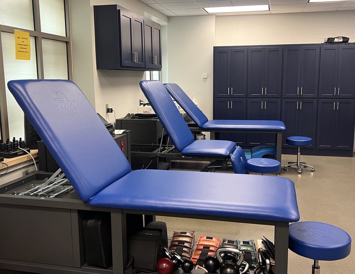 ArrowheadMedical (@thearrowheadmed) on Twitter photo Some pics of <a href="/TulsaSportsMed/">Tulsa Sports Medicine</a> new AT Facility. Not much to say besides they stay ballin' & that GBOX Class IV Laser is lookin' pretty durn good #AT4All #ReignCane Some pics of <a href="/TulsaSportsMed/">Tulsa Sports Medicine</a> new AT Facility. Not much to say besides they stay ballin' & that GBOX Class IV Laser is lookin' pretty durn good #AT4All #ReignCane