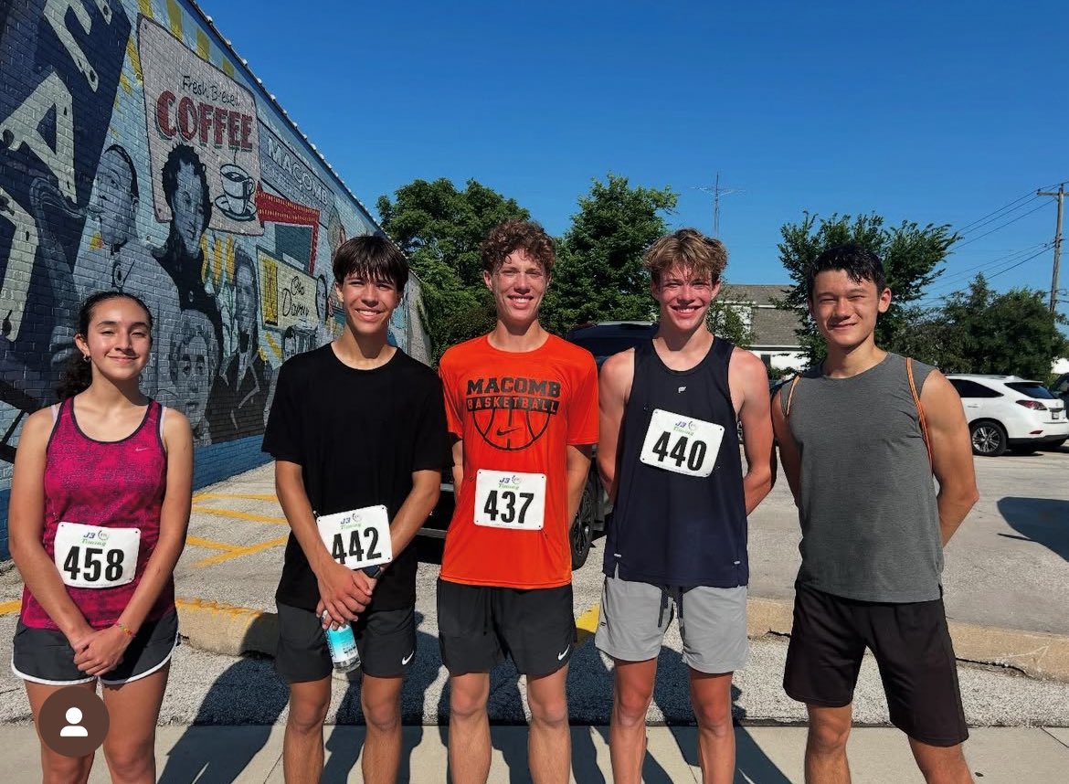 John Bliven 2025 5K in the books! Sofia Cardenas-Roman, Marc Simmons, Alex Simmons, David Simmons. &amp; Kyler Glaue were all in the top 5 of their gender group. Jackson Petitgout (not pictured) finished 6th. Bomber XC parents were well represented too! results.raceroster.com/v2/en-US/resul…