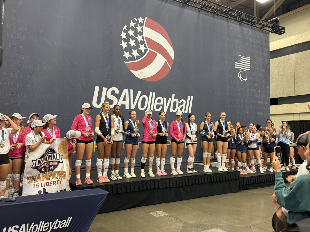 shoff95's tweet photo. What a fabulous event. 
South Central NE 15 Black ended up 2nd in Liberty and had 3 on the All-tournament team at Nationals!!   What a great team and family. Thanks for the memories!  
@usavolleyball @GreatPlainsVB @KingsleyATK @PrepDig_NE https://t.co/yrioiollHs