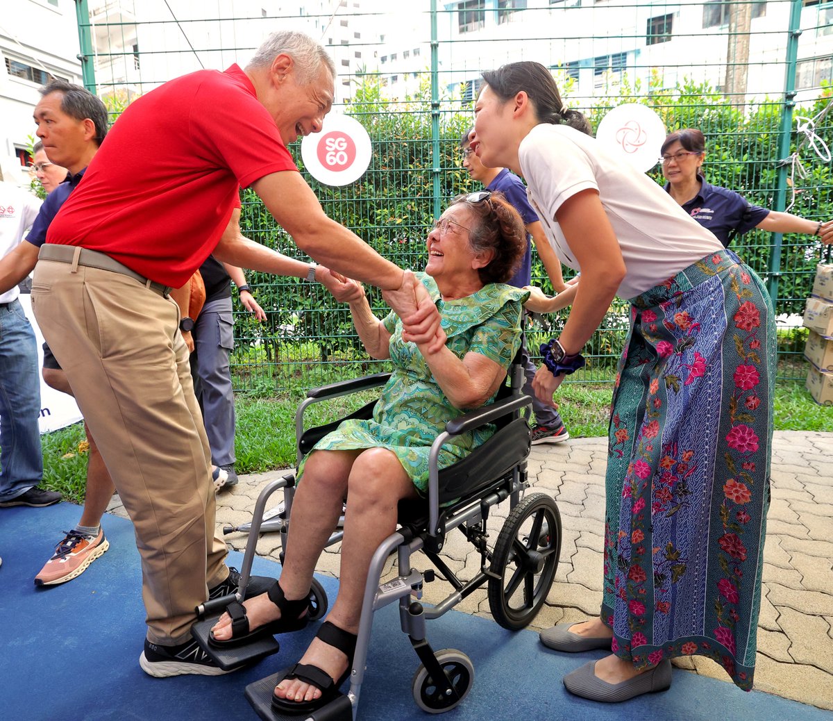 Celebrated Seletar-Serangoon Family Day! It was a great opportunity for residents to bond over fun activities and to meet and get to know their new MP Jasmin Lau. I am confident that she will continue serving her residents well going forward. – LHL go.gov.sg/jiurjn
