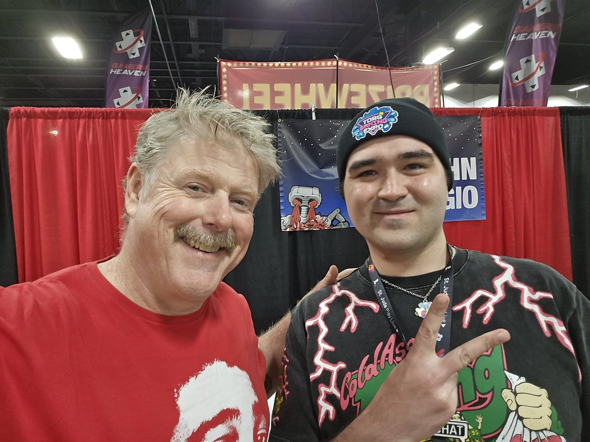 Got my Switch copy of Freedom Ringer signed by John DiMaggio this past weekend at Too Many Games for his role as The Comrade. Really cool opportunity to meet John and have his autograph added to the cover. 👍

Hope to get Eric Bauza and Sam Riegel's autographs in the future, too.
