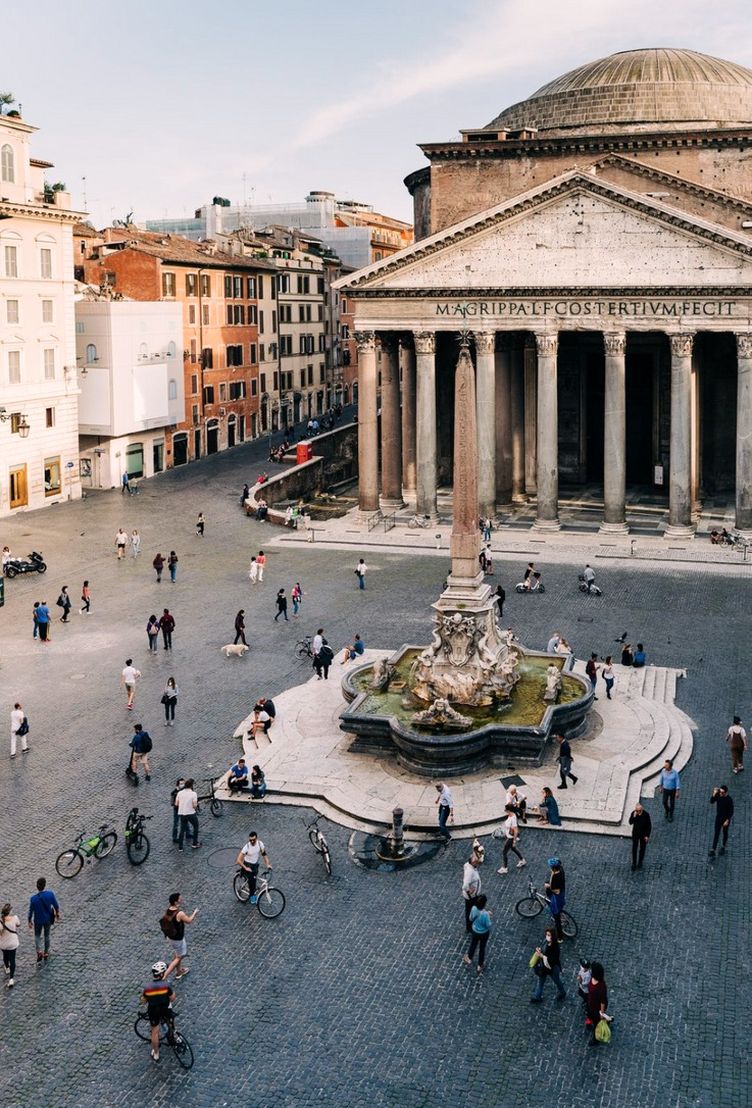 Pantheon, Rome, Italy 🚊🎠⛪️