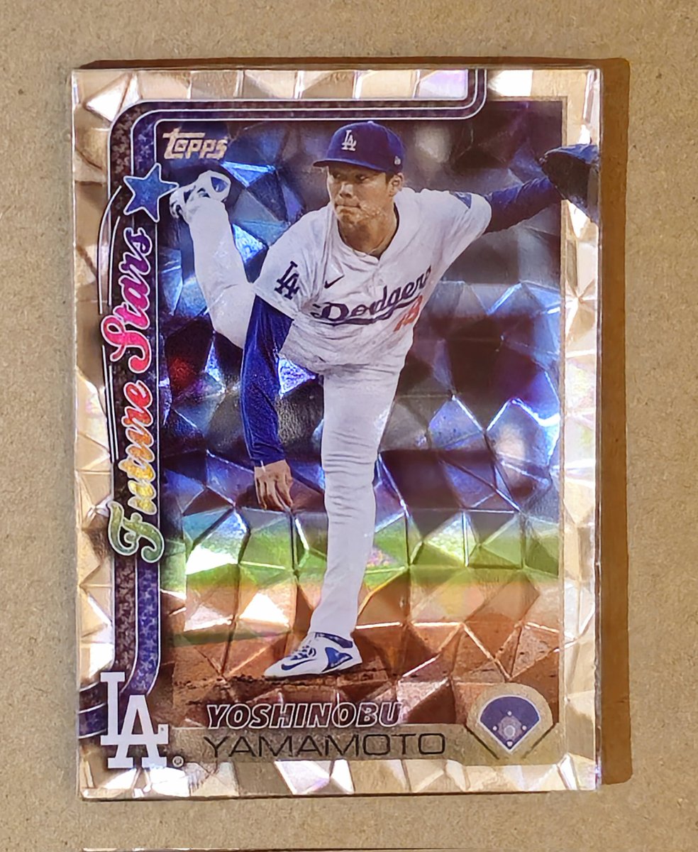 DodgersDan81's tweet photo. Your favorite cards turned into fridge-worthy collectibles!
Real sports cards encased in high-quality resin and turned into one-of-a-kind magnets.
Which player would YOU slap on your fridge? 🧲👇 see thread below! 
#CardCollectors #MLB #CustomMagnets #NFL #Crafts https://t.co/TvfmB11gXV