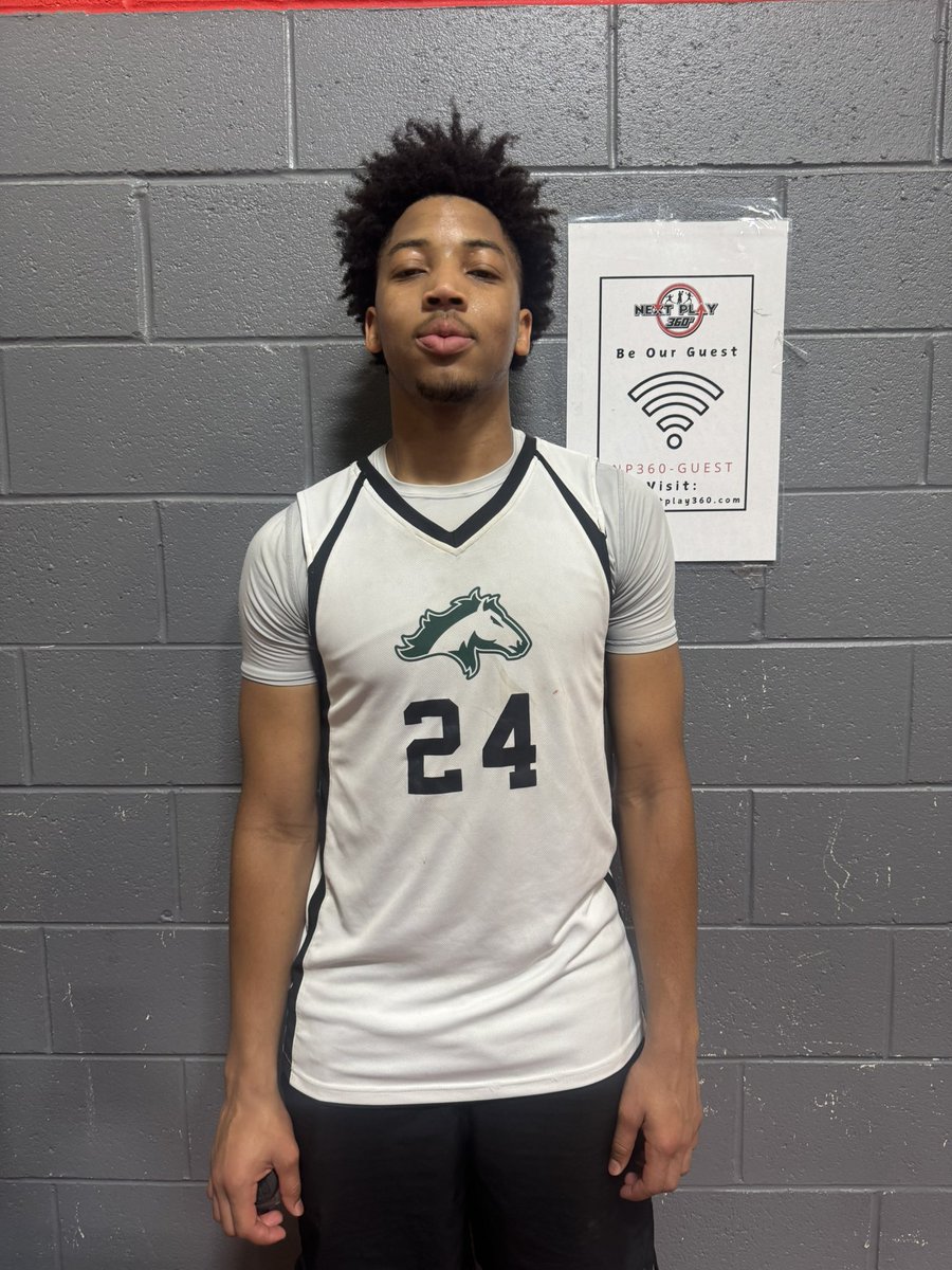 On the Radar Hoops Events (@otrhoops) on Twitter photo Justin Mallett is a big guard that finishes well through contact attacking the rim with pace.
Mallett keeps his team under control in tense situations.
📌:
<a href="/SHReport/">SouthernHoopsReport</a>
<a href="/KMHSBB/">Brian Fisher</a>
<a href="/justinmallett24/">Justin Mallett</a> Justin Mallett is a big guard that finishes well through contact attacking the rim with pace.
Mallett keeps his team under control in tense situations.
📌:
<a href="/SHReport/">SouthernHoopsReport</a>
<a href="/KMHSBB/">Brian Fisher</a>
<a href="/justinmallett24/">Justin Mallett</a>