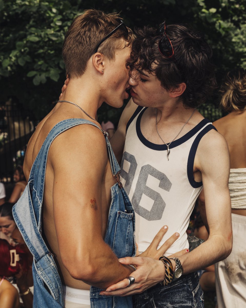 daniela0spector's tweet image. Happy Pride!! 🙂‍↔️🫶