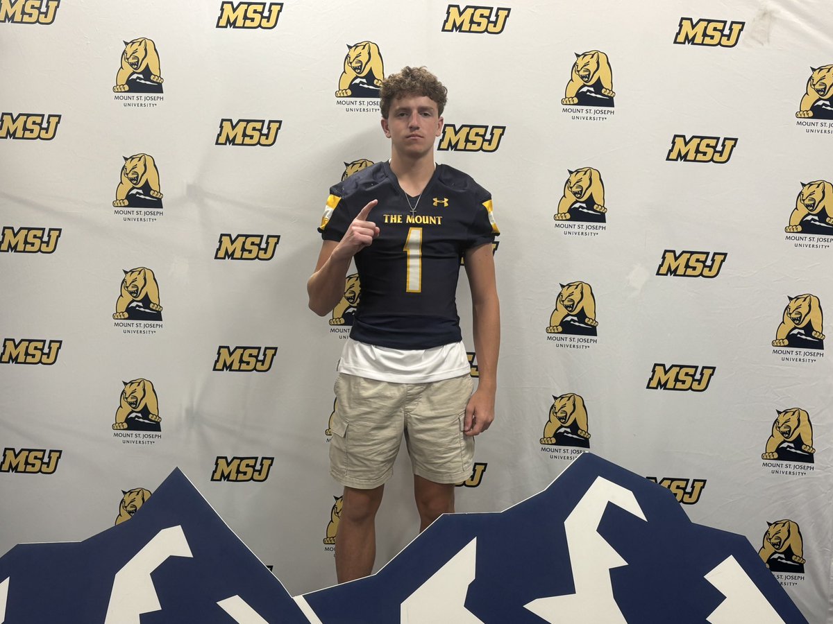 tylerrappach's tweet image. I enjoyed my visit yesterday at @MSJ_FB. The passing camp after was great too. I love the offensive scheme and how you attack defenses. I learned a lot! Thank you for a great day! @CoachHopperton @Coach_DHughes @CoachHug9 @CoachLittle7 @Mark__Porter @CANFIELDFOOTBAL