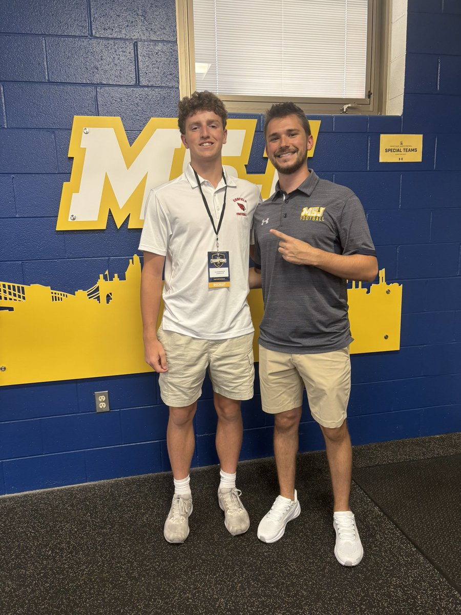 tylerrappach's tweet image. I enjoyed my visit yesterday at @MSJ_FB. The passing camp after was great too. I love the offensive scheme and how you attack defenses. I learned a lot! Thank you for a great day! @CoachHopperton @Coach_DHughes @CoachHug9 @CoachLittle7 @Mark__Porter @CANFIELDFOOTBAL